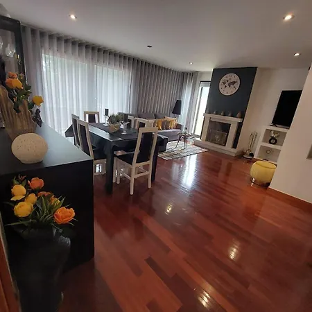 Duplex De Luxo Standing Bord De Avec Piscine Privée Chauffée Intérieurs